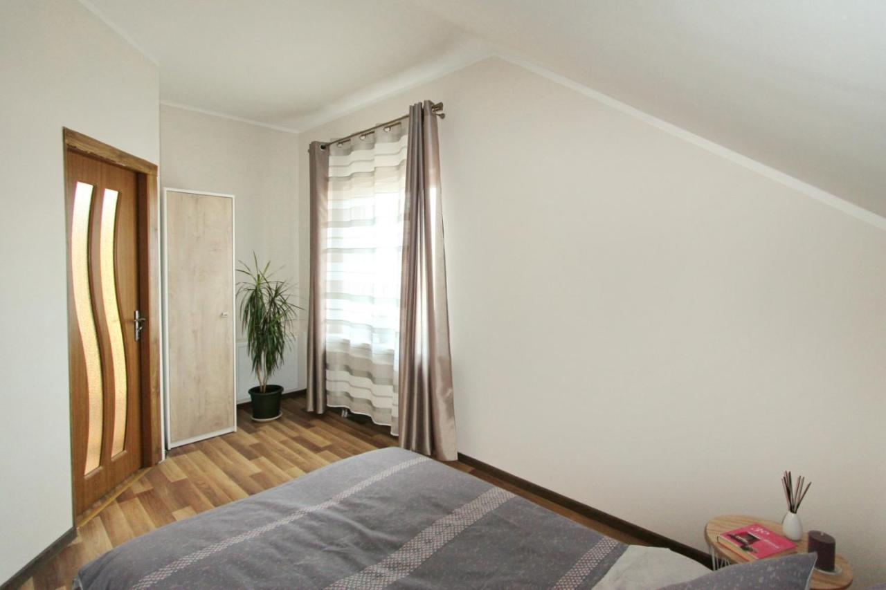 Apartments By The Lake With Fireplace ทราไก ภายนอก รูปภาพ