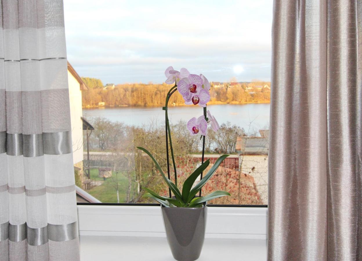 Apartments By The Lake With Fireplace ทราไก ภายนอก รูปภาพ